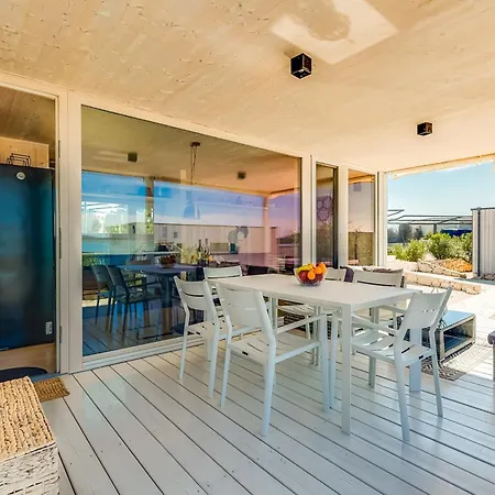 בית נופש Buqez Eco - 3 - Beautiful Sea View - Directly By Sea
