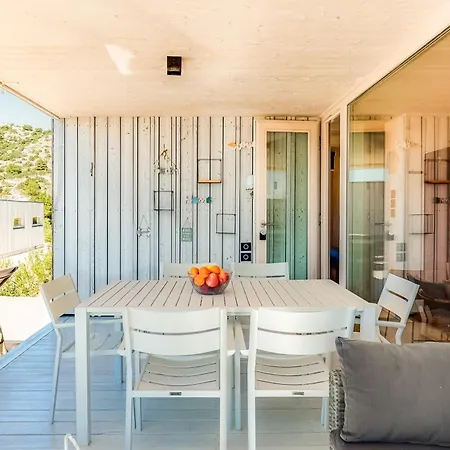 Buqez Eco - 3 - Beautiful Sea View - Directly By Sea *