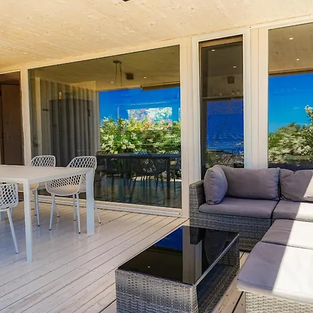 Buqez Eco - 3 - Beautiful Sea View - Directly By Sea
