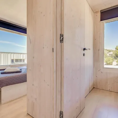 Buqez Eco - 3 - Beautiful Sea View - Directly By Sea בית נופש דראגה